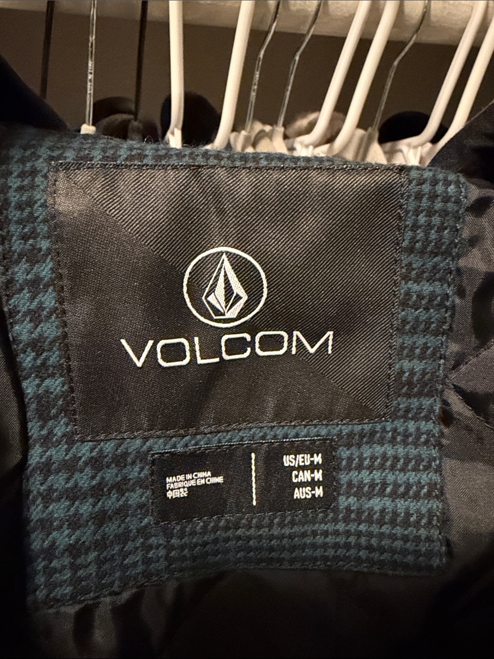 Volcom Oversized Insulated Flannel Jacket - M - Picture 4 of 6